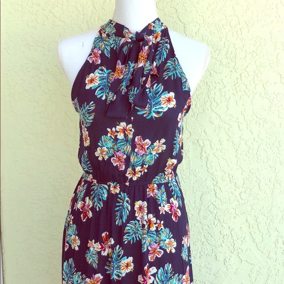 Dresses & Skirts - 💥SALE💥💐Floral Maxi Dress 💐